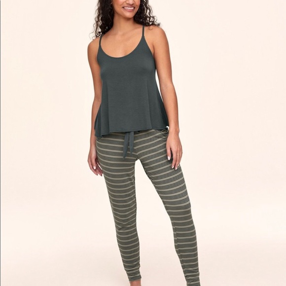 Brand New- Clair lounge set - Picture 3 of 5